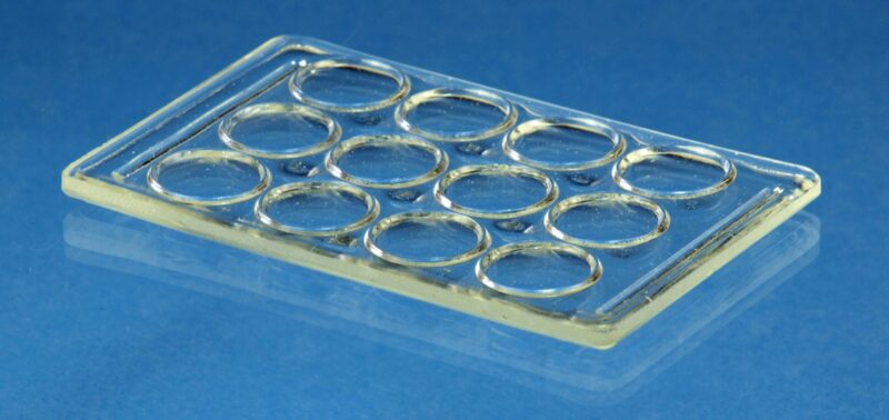 Glass Plate With Cavities, Assistent Germany (not medical device, only for professional lab use) - Image 2